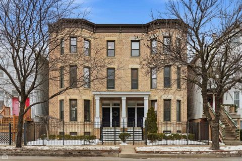 Photo of 1254 W Diversey Parkway #3, Chicago, IL 60614 (MLS # 12594451)