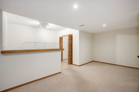 Tiny photo for 20 SPYGLASS Circle #0, Palos Heights, IL 60463 (MLS # 12491759)