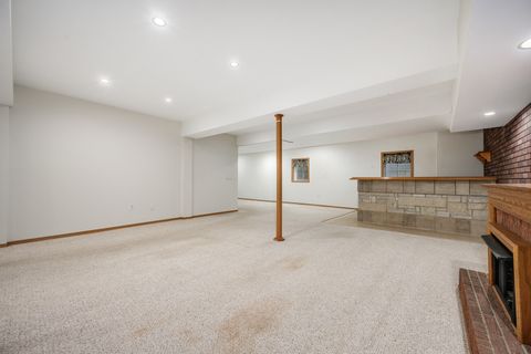 Tiny photo for 20 SPYGLASS Circle #0, Palos Heights, IL 60463 (MLS # 12491759)