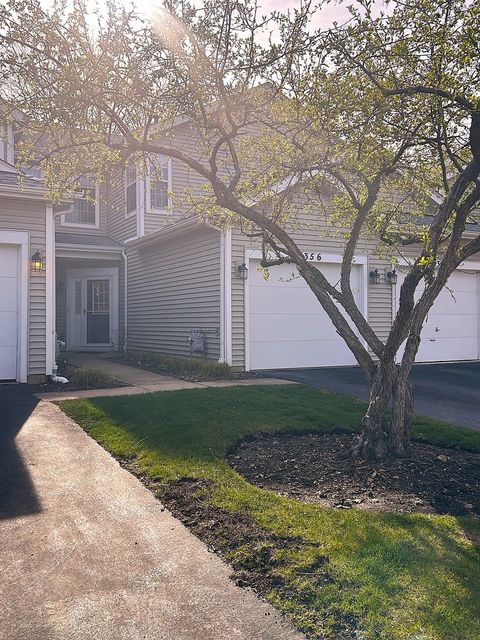 Photo of 356 Fallbrook Court, Schaumburg, IL 60194 (MLS # 12612877)