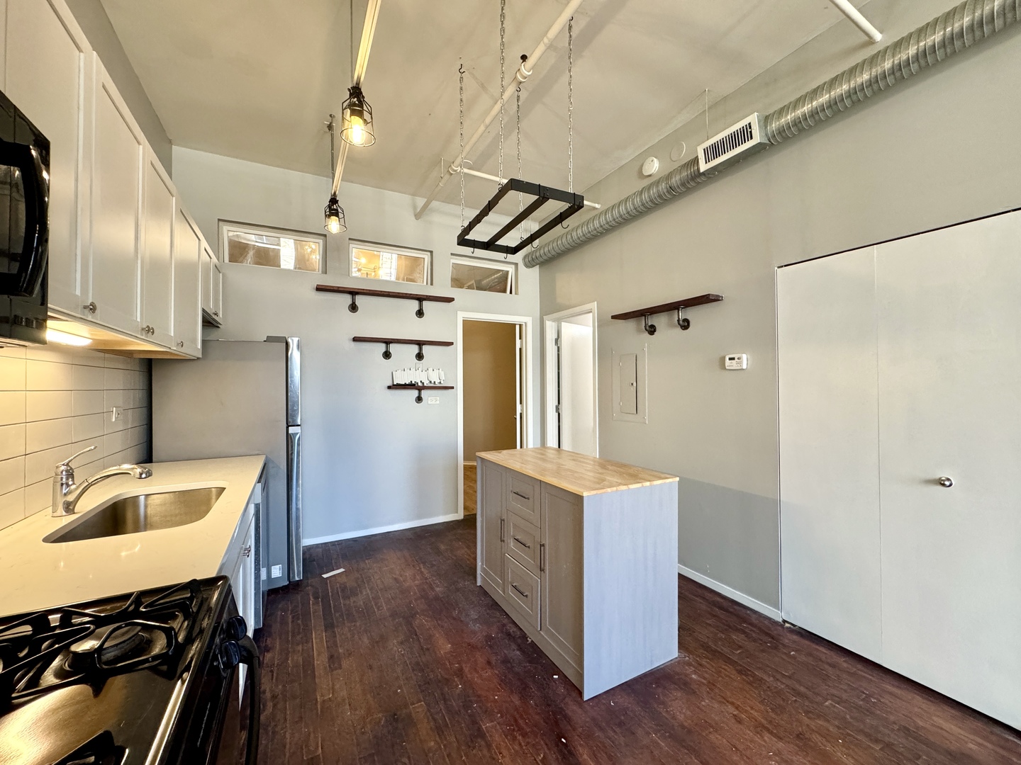 417 S Jefferson Street 401B