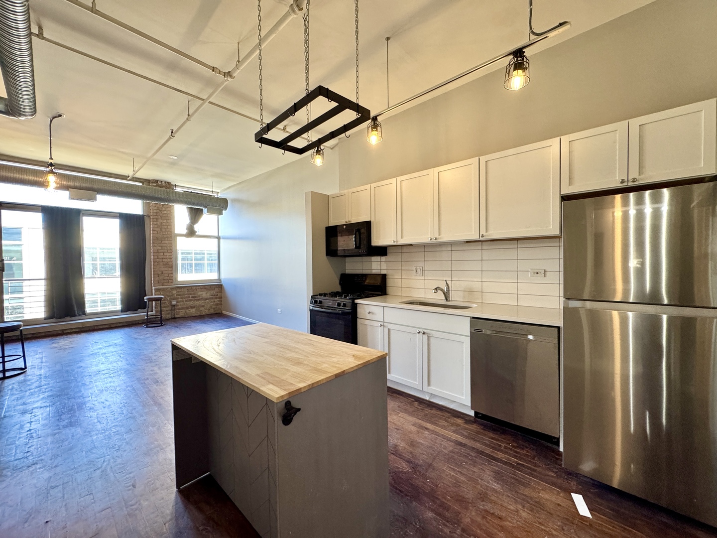 417 S Jefferson Street 401B