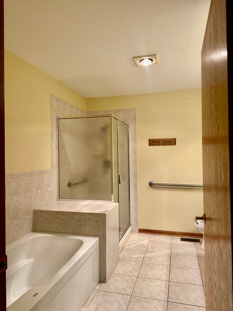 Tiny photo for 11904 Somerset Road, Orland Park, IL 60467 (MLS # 12612332)