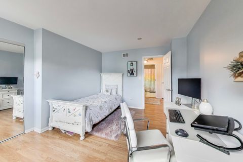 Tiny photo for 2608 N Wilshire Lane, Arlington Heights, IL 60004 (MLS # 12472754)