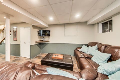 Tiny photo for 2608 N Wilshire Lane, Arlington Heights, IL 60004 (MLS # 12472754)