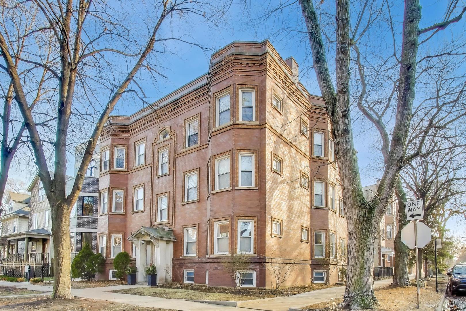 1849 W Waveland Avenue 1