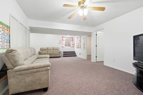 Tiny photo for 7 Melrose Court, Bloomington, IL 61704 (MLS # 12494873)