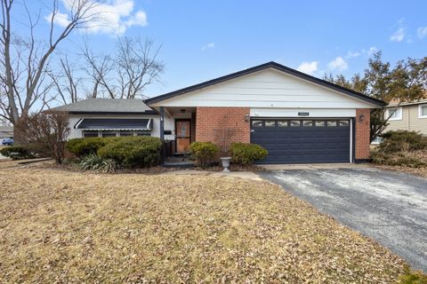 18842 Castle Road, Homewood, IL 60430 - #: 12585084