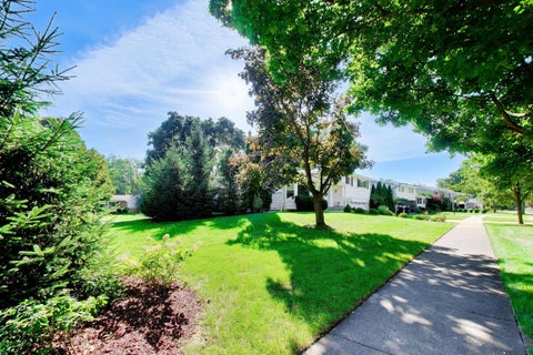 Tiny photo for 1939 Clover Road, Northbrook, IL 60062 (MLS # 12767116)
