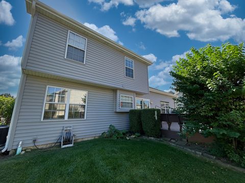 Tiny photo for 1403 Prairie Court, North Aurora, IL 60542 (MLS # 12480044)