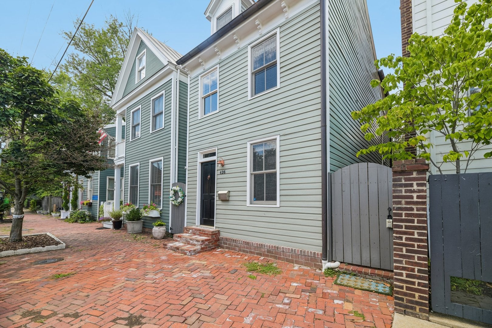 426 N Alfred Street