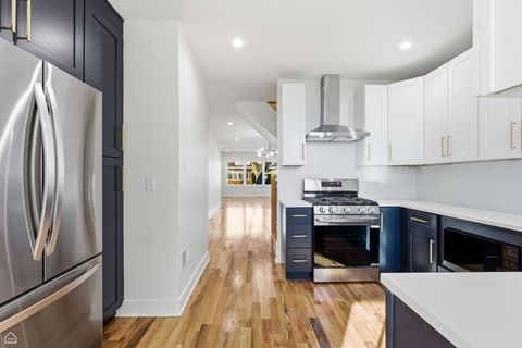 Tiny photo for 5525 W Berenice Avenue, Chicago, IL 60641 (MLS # 12581006)