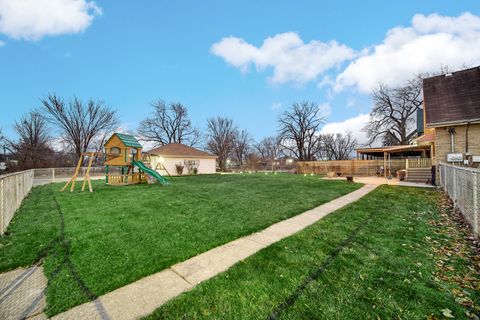 Tiny photo for 15817 Union Avenue, Harvey, IL 60426 (MLS # 12536914)