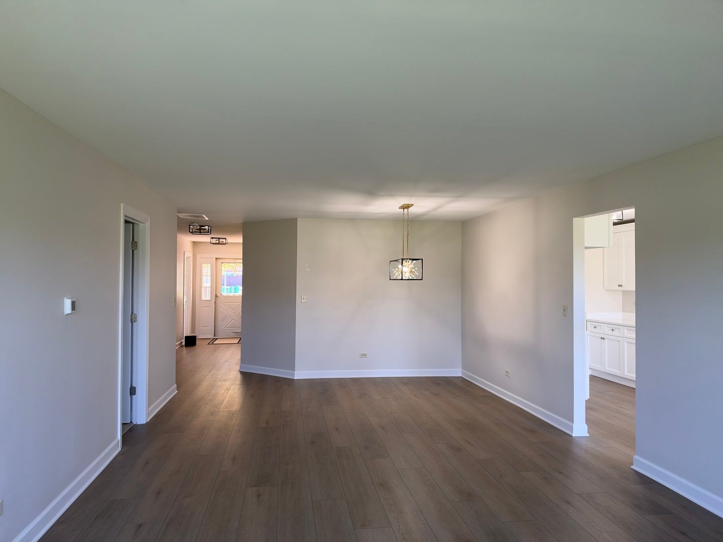 13728 S Magnolia Drive
