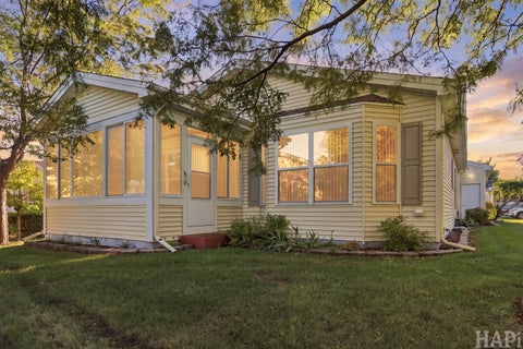 Tiny photo for 2903 Carousel Court, Grayslake, IL 60030 (MLS # 12770807)