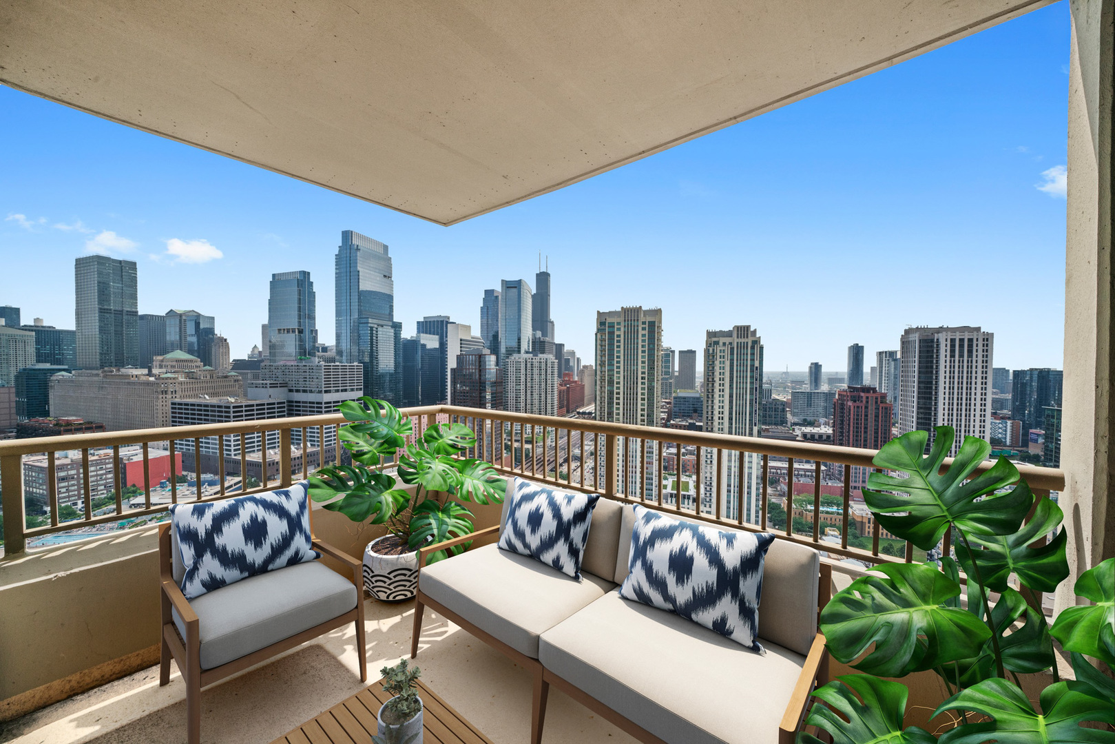 501 N Clinton Street 3203