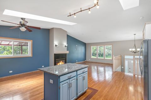 Tiny photo for 439 E Morse Avenue, Bartlett, IL 60103 (MLS # 12628700)