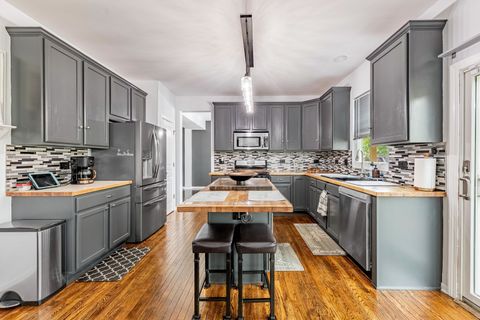 Tiny photo for 123 S CRANBERRY Street, Bolingbrook, IL 60490 (MLS # 12455104)