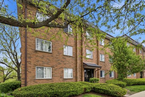 Photo of 916 Casey Court #30-06, Schaumburg, IL 60173 (MLS # 12637462)