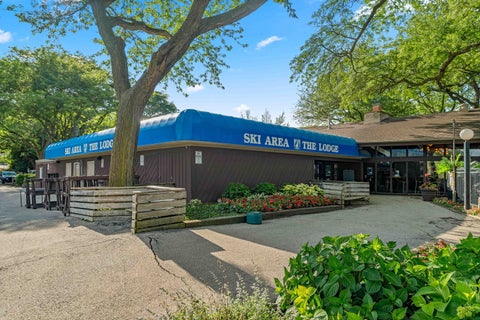 Tiny photo for 5810 Oakwood Drive #3F, Lisle, IL 60532 (MLS # 12677445)