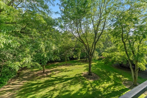 Tiny photo for 5810 Oakwood Drive #3F, Lisle, IL 60532 (MLS # 12677445)