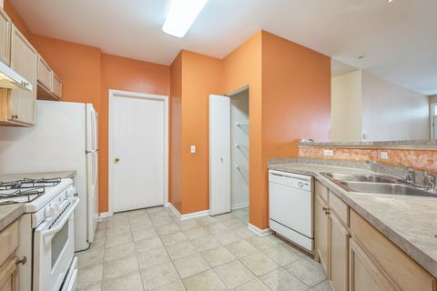 Tiny photo for 8232 Concord Lane #B, Justice, IL 60458 (MLS # 12432538)