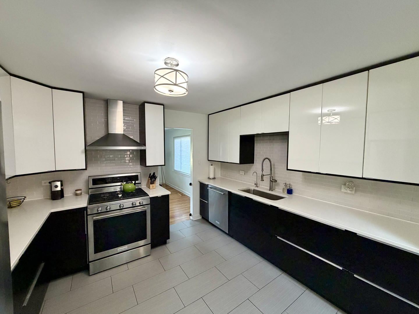 2283 Bellevue Place