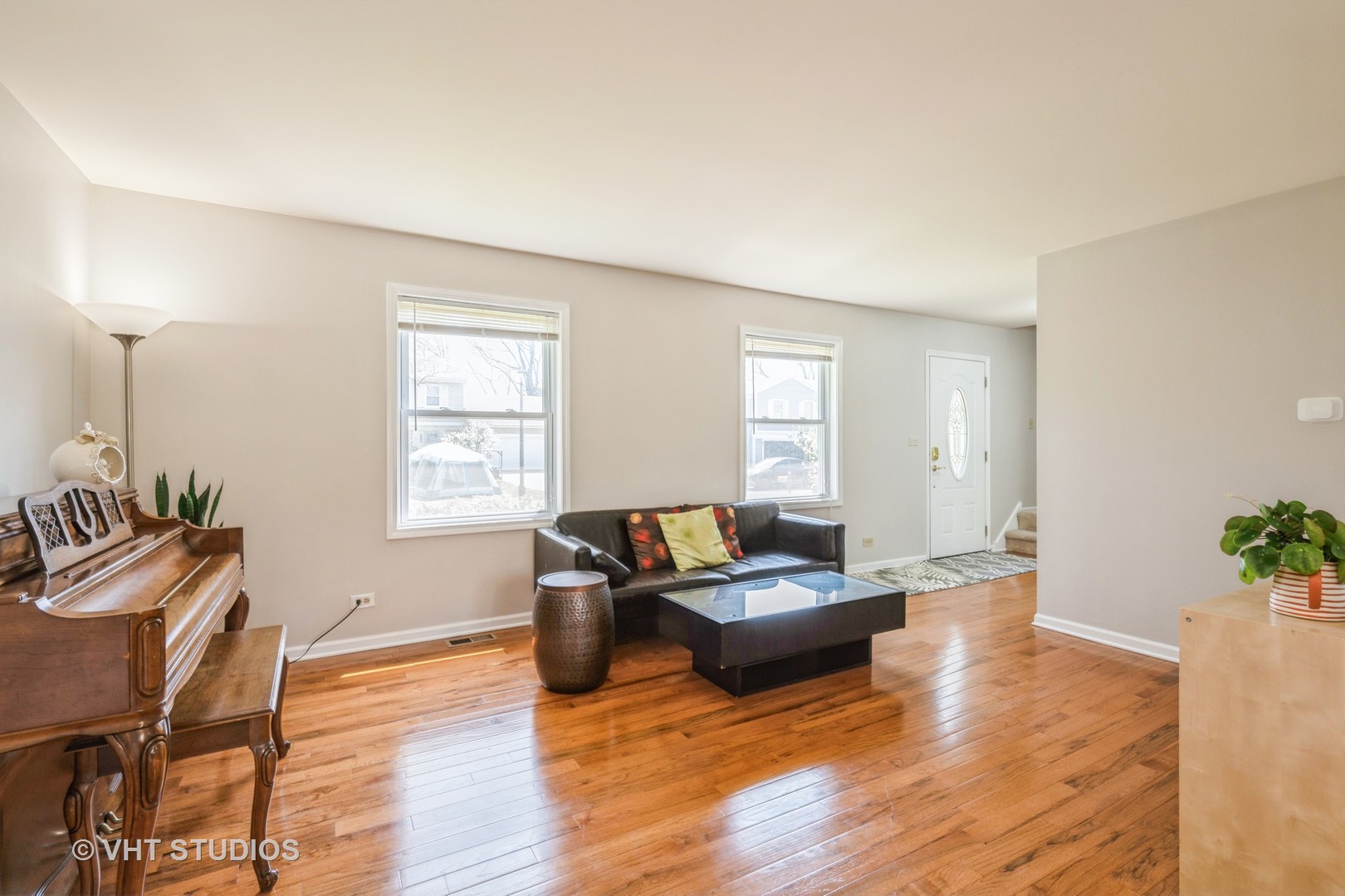 888 Knollwood Drive