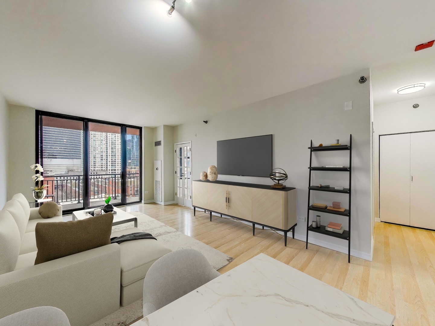 330 N JEFFERSON Street 803
