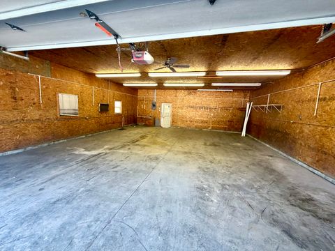 Tiny photo for 1406 N Glendale Street, Marion, IL 62959 (MLS # 12692718)