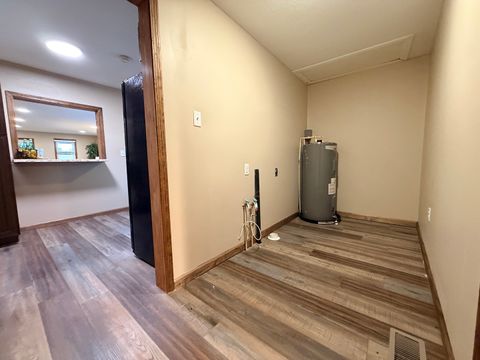 Tiny photo for 1406 N Glendale Street, Marion, IL 62959 (MLS # 12692718)