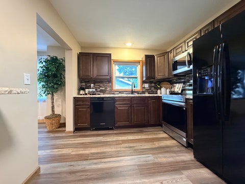 Tiny photo for 1406 N Glendale Street, Marion, IL 62959 (MLS # 12692718)