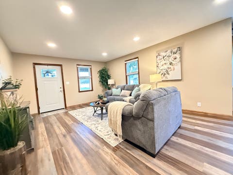 Tiny photo for 1406 N Glendale Street, Marion, IL 62959 (MLS # 12692718)