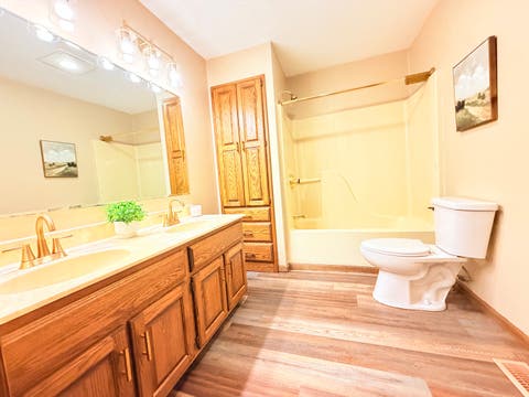 Tiny photo for 1406 N Glendale Street, Marion, IL 62959 (MLS # 12692718)
