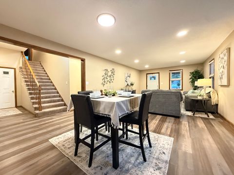 Tiny photo for 1406 N Glendale Street, Marion, IL 62959 (MLS # 12692718)