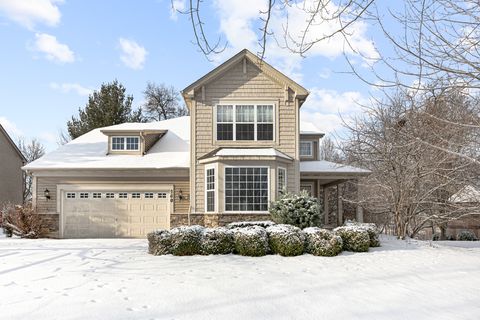 Photo of 260 S Westminister Court, Round Lake, IL 60073 (MLS # 12553427)