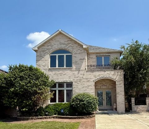 5727 S Meade Avenue Chicago IL 60638