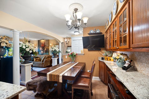 Tiny photo for 1627 N Windsor Drive #305, Arlington Heights, IL 60004 (MLS # 12690765)