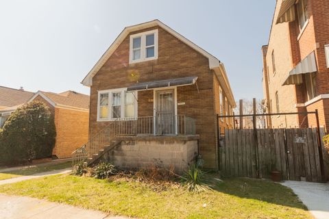 Tiny photo for 2514 N Monitor Avenue, Chicago, IL 60639 (MLS # 12595185)