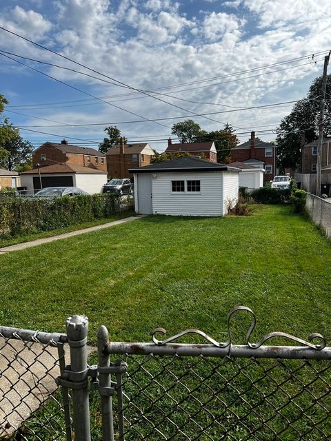 Tiny photo for 2011 S 25th Avenue, Broadview, IL 60155 (MLS # 12478146)