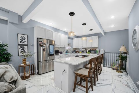 Tiny photo for 15325 5th Avenue, Phoenix, IL 60426 (MLS # 12585922)