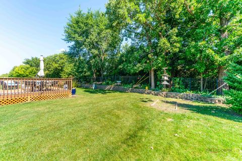 Tiny photo for 1260 Water Stone Circle, Wauconda, IL 60084 (MLS # 12474207)