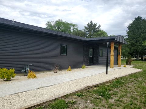 Tiny photo for 507 N Secor Street, Gilman, IL 60938 (MLS # 12369655)