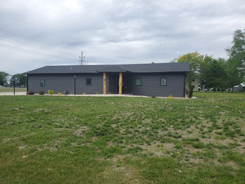 Photo of 507 N Secor Street, Gilman, IL 60938 (MLS # 12369655)