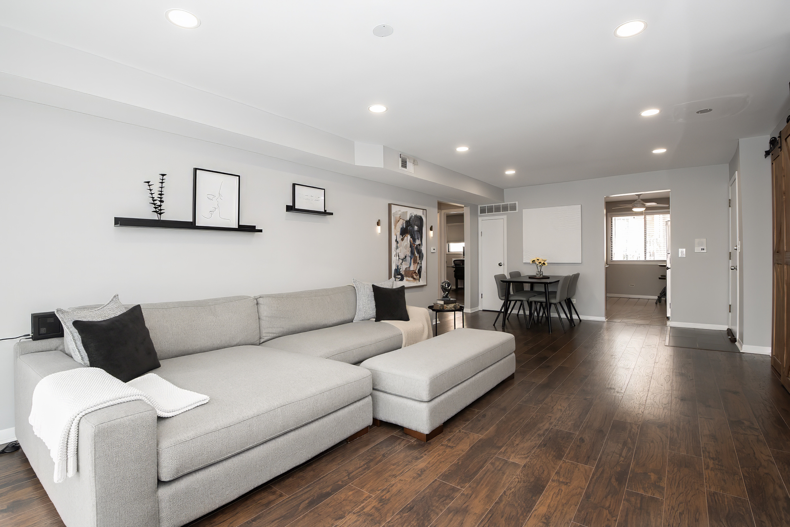 6453 N Northwest Highway C5