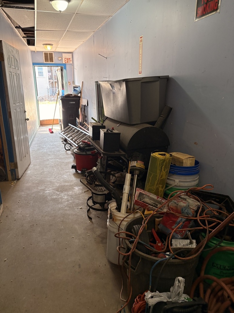 3805 W Chicago Avenue