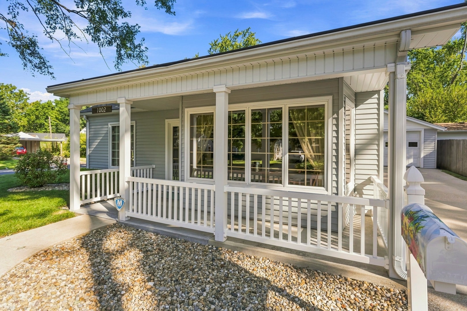 1002 Crestwood Drive