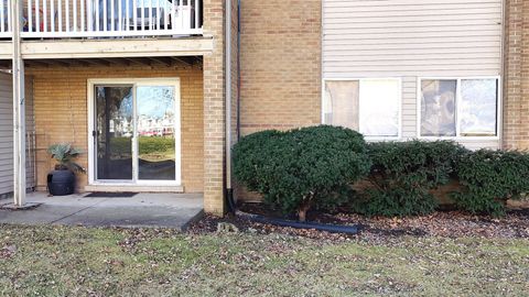 Tiny photo for 960 Beau Drive #109, Des Plaines, IL 60016 (MLS # 12570959)