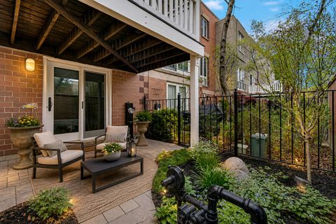 Tiny photo for 1452 S State Street, Chicago, IL 60605 (MLS # 12629870)