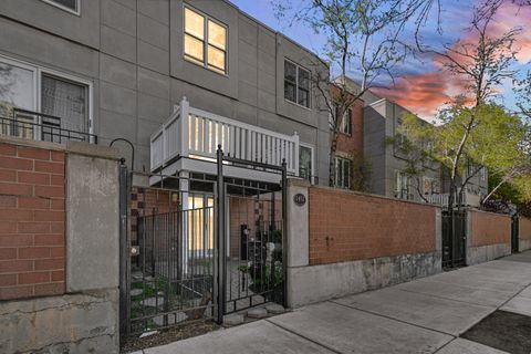 Tiny photo for 1452 S State Street, Chicago, IL 60605 (MLS # 12629870)
